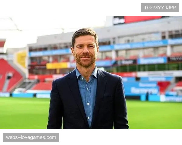 官方：哈维·阿隆索下赛季继续执教勒沃库森，拒绝利物浦邀请